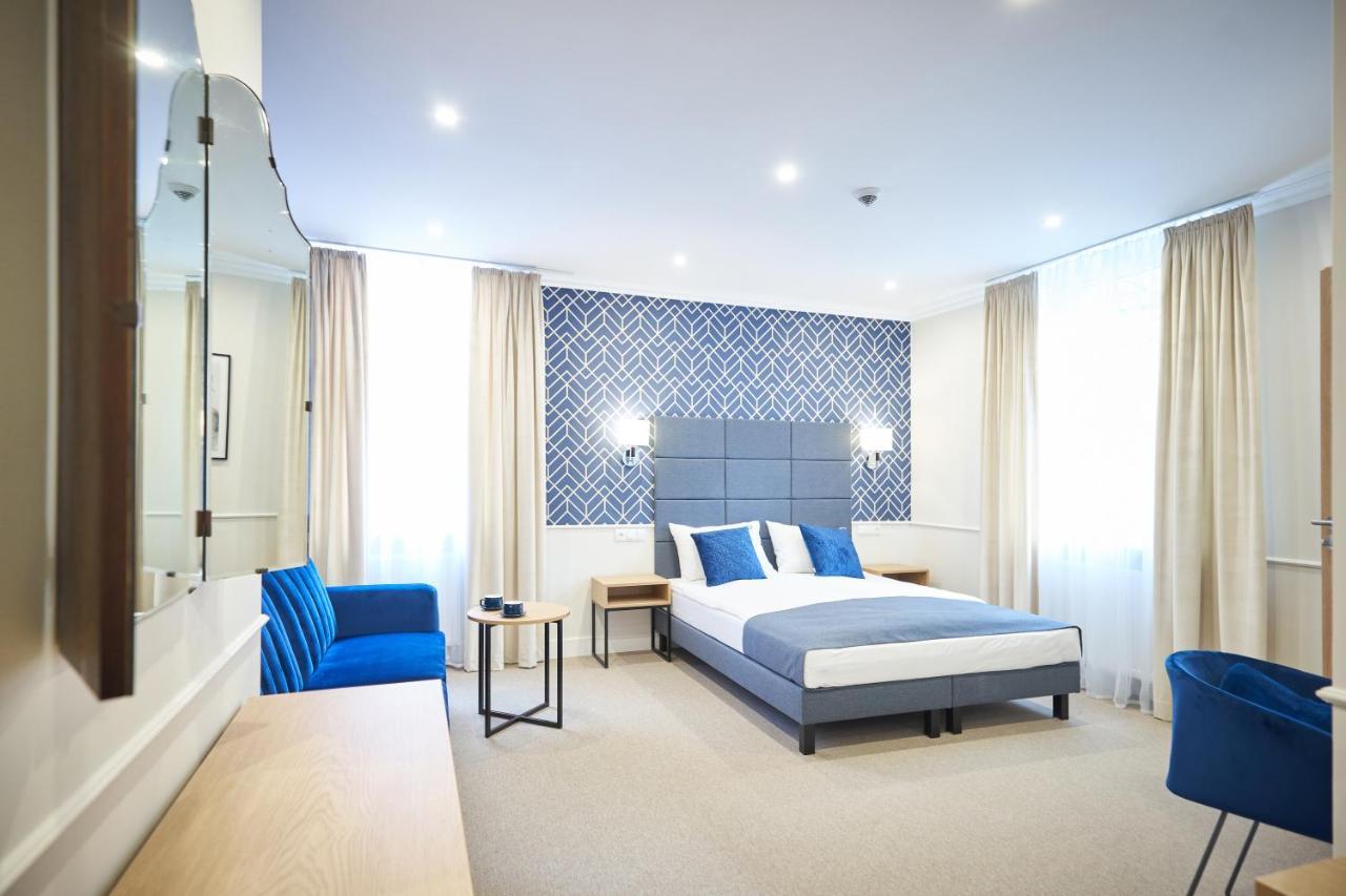 Klasztorna 25 Aparthotel 3*